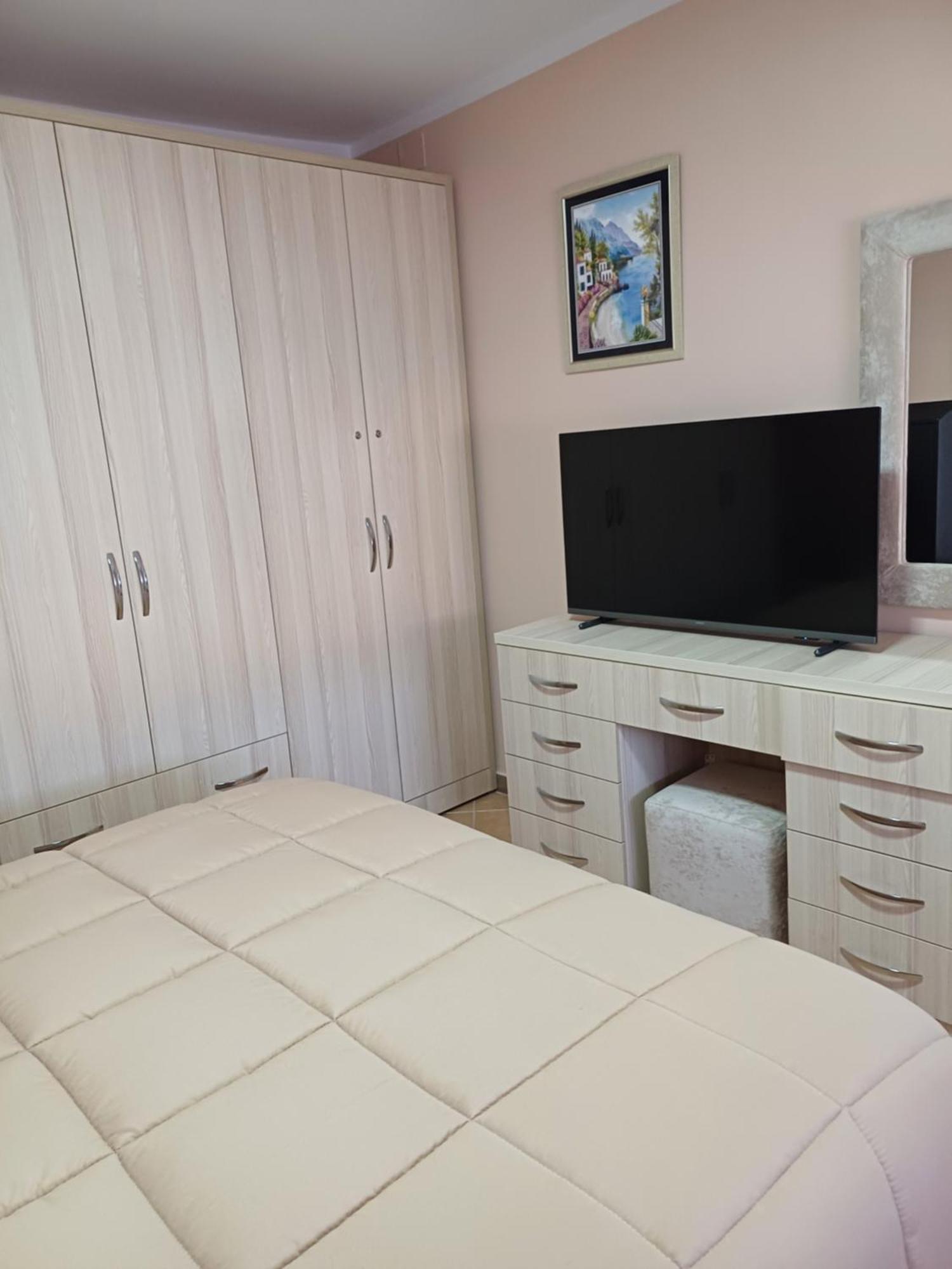 Apartamenti Vero Tiranë Luaran gambar